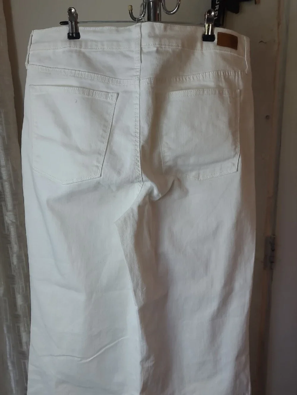 crown & ivy White Women's Pants